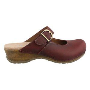 Dansko Martina clog, oiled red leather, size 39